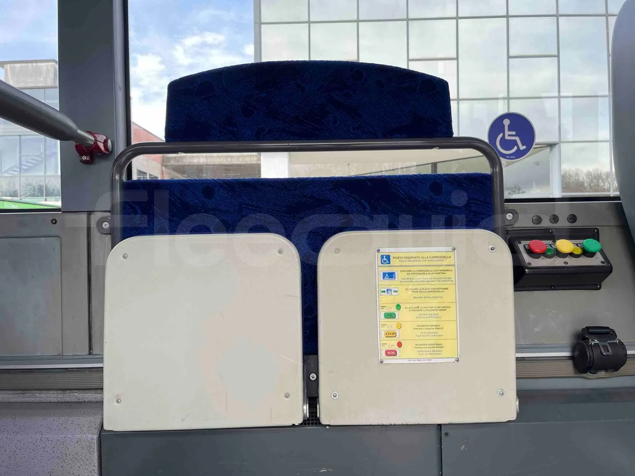 Mercedes-Benz Citaro O 530/2PCL2E4 - Euro 4 - 210 kW - 11,950 mt - folding seat photo