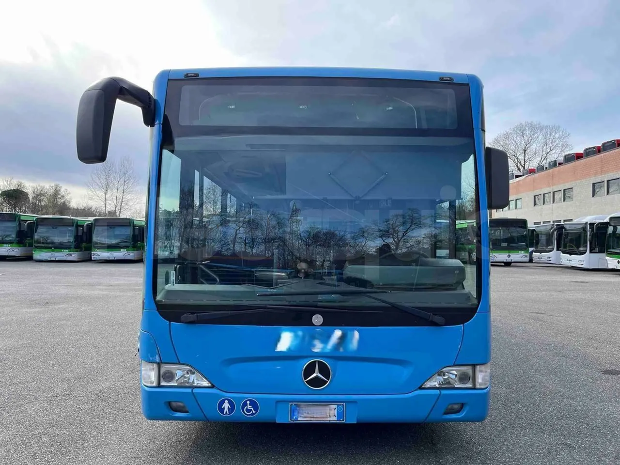 Mercedes-Benz Citaro O 530/2PCL2E4 - Euro 4 - 210 kW - 11,950 mt - front photo