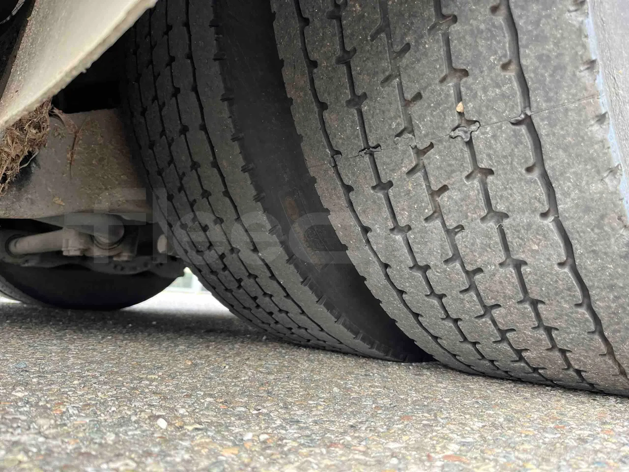 Mercedes-Benz Citaro O 530/2PCL2E4 - Euro 4 - 210 kW - 11,950 mt - tread condition second axle tires left