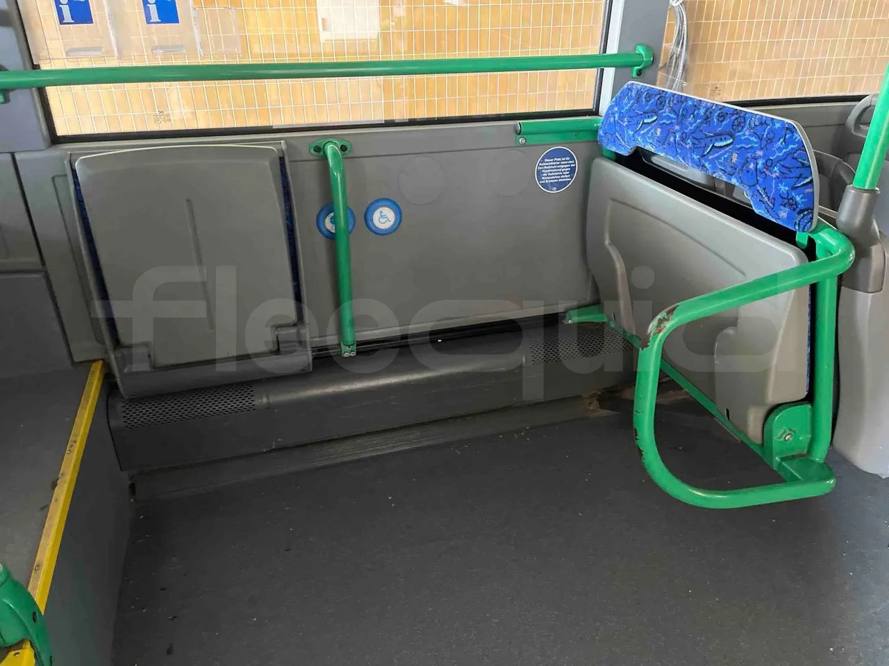 Mercedes-Benz Citaro O 530 LE - Euro 6 - 220 kW - 12.170 mt - disabled area photo
