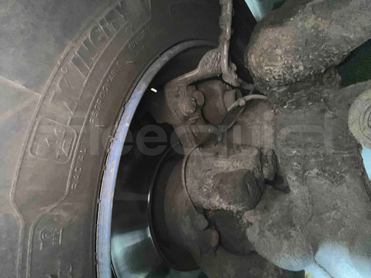Mercedes-Benz Citaro O 530 LE - Euro 6 - 220 kW - 12.170 mt - front discs left