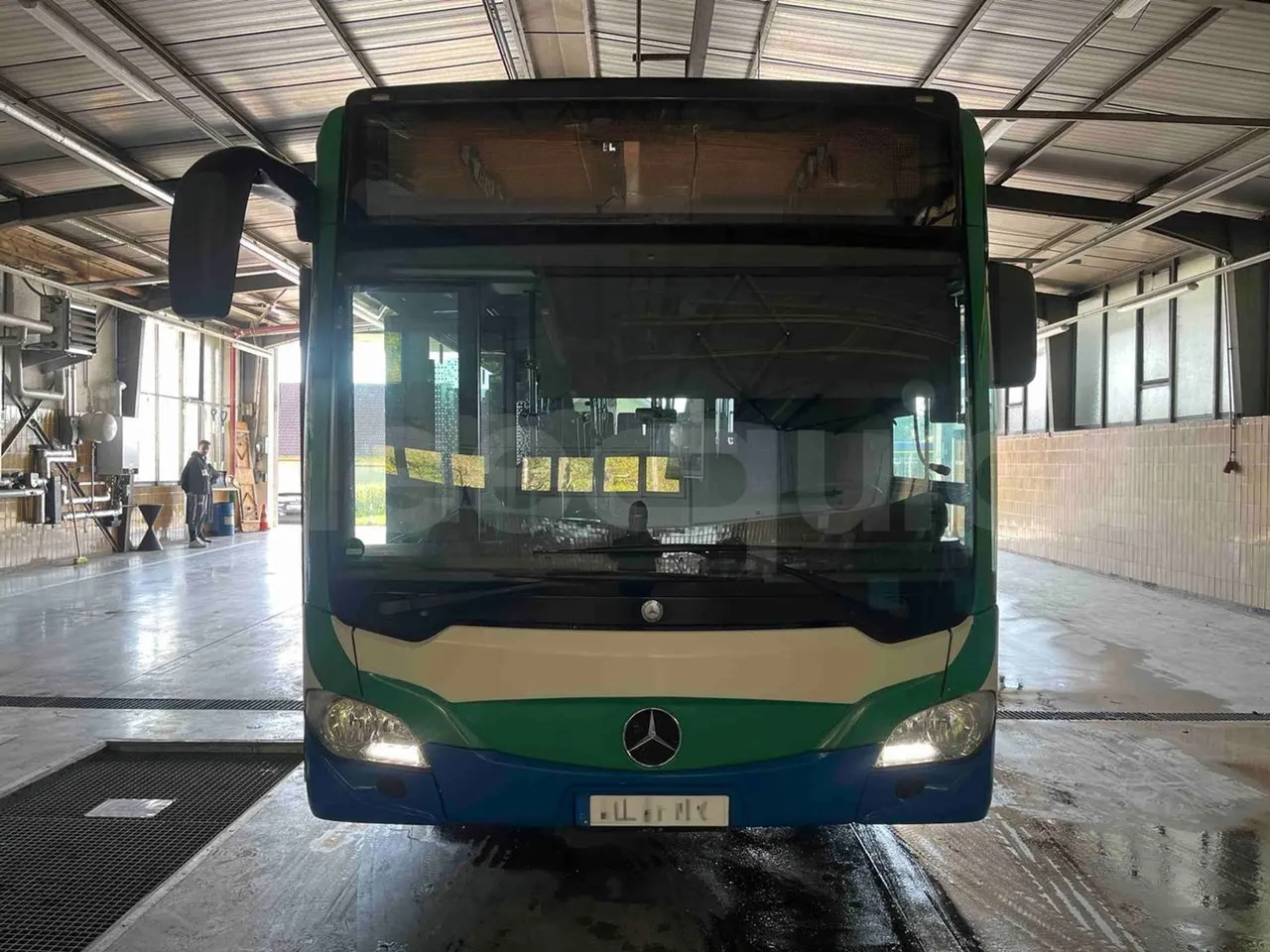 Mercedes-Benz Citaro O 530 LE - Euro 6 - 220 kW - 12.170 mt - front photo