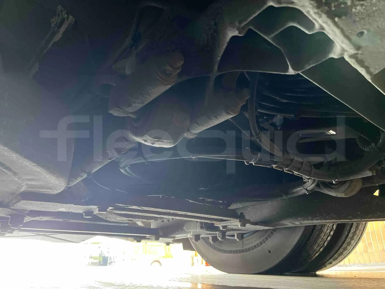 Mercedes-Benz Citaro O 530 LE - Euro 6 - 220 kW - 12.170 mt - axel 3 shock absorbers 1 left