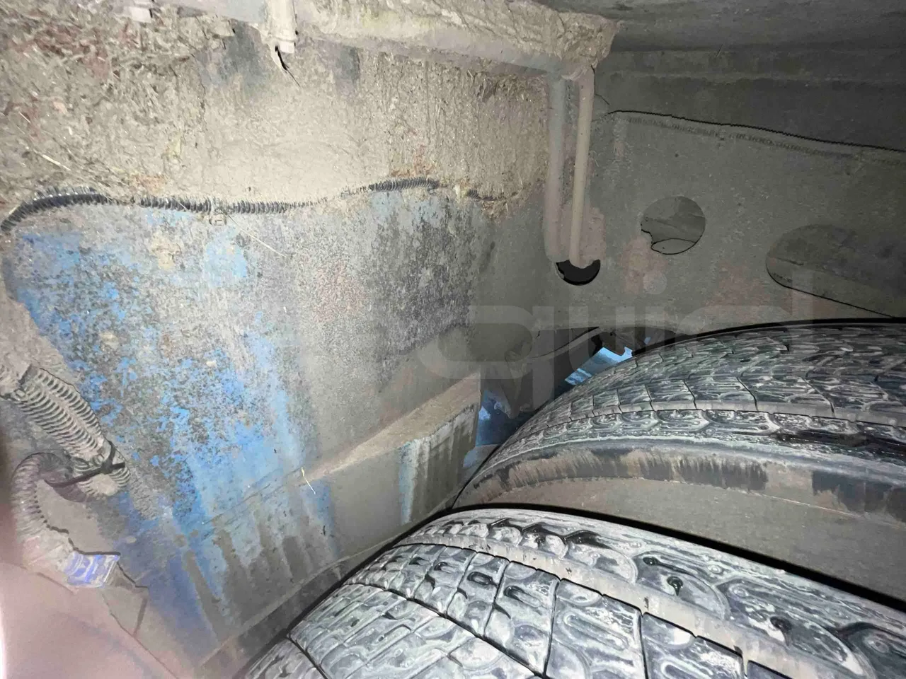 Mercedes-Benz Citaro O 530 LE - Euro 6 - 220 kW - 12.170 mt - axel 3 shock absorbers 1 right