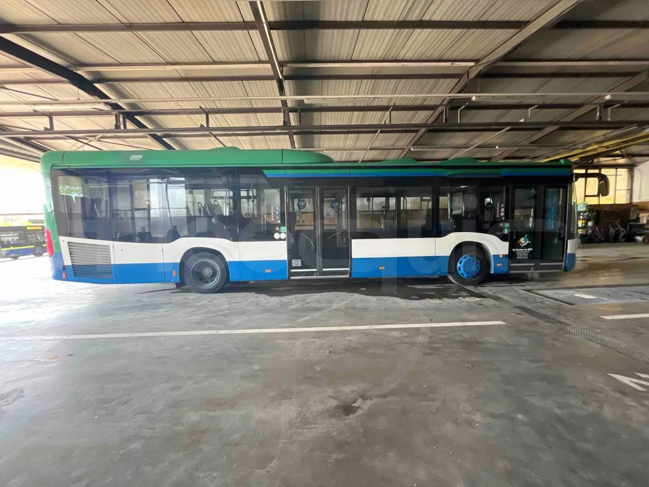 Mercedes-Benz Citaro O 530 LE - Euro 6 - 220 kW - 12.170 mt - right side doors closed