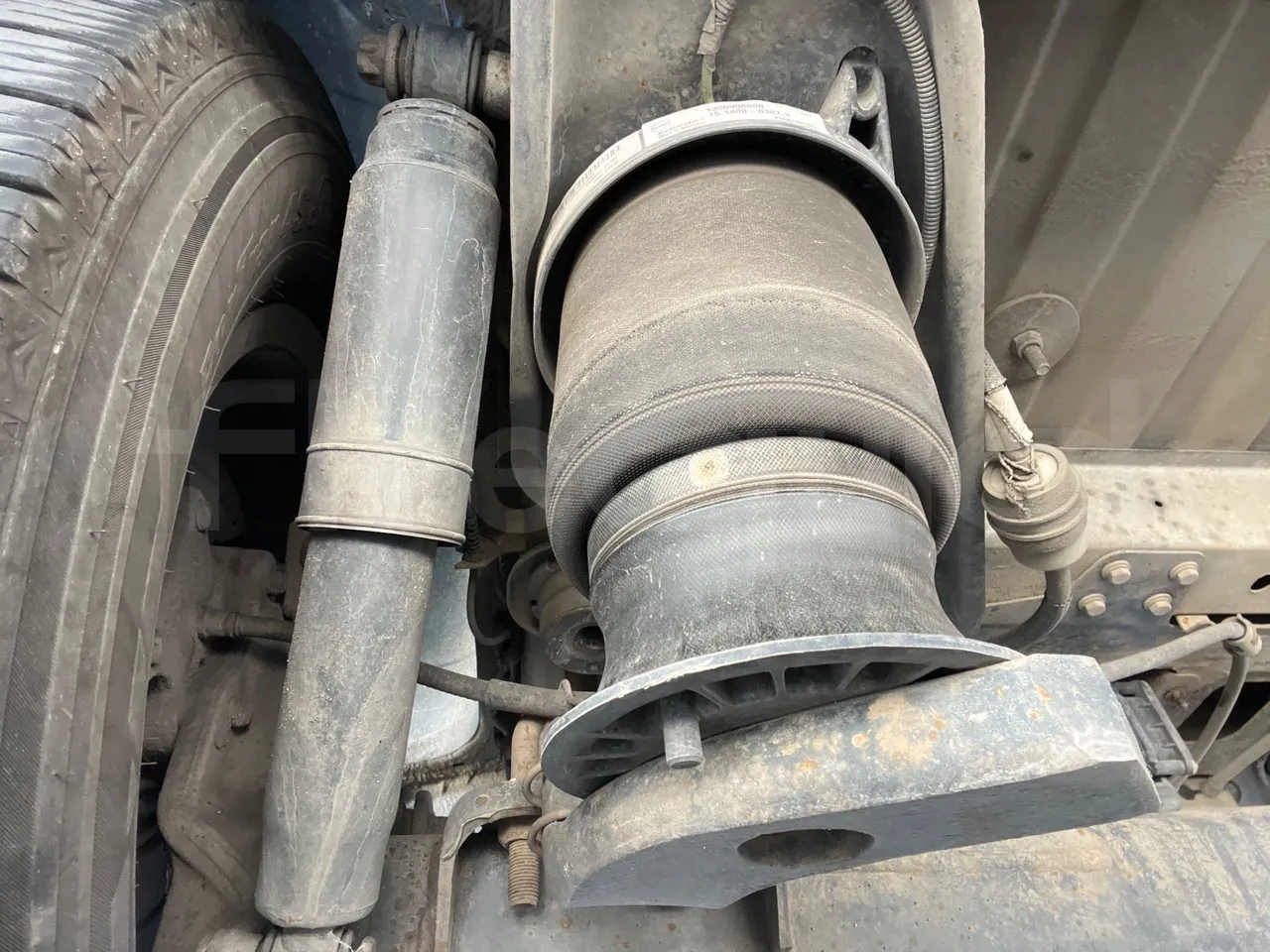 Fiat Ducato 250EDMLC BXL - Euro4  - 115kW - 6.363mt - axel 2 air springs 1 left