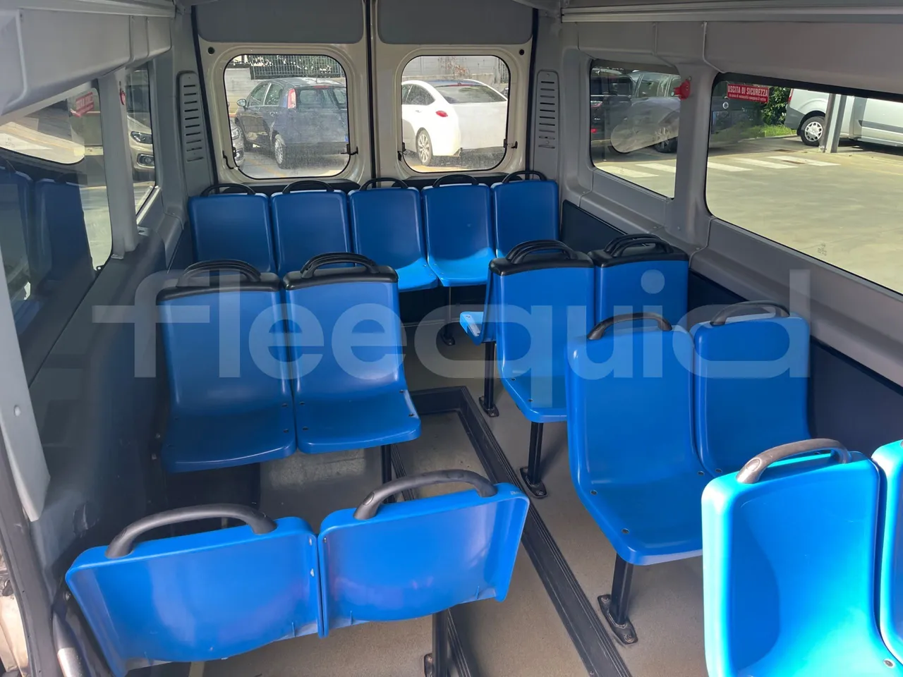 Fiat Ducato 250EDMLC BXL - Euro4  - 115kW - 6.363mt - reverse view middle aisle