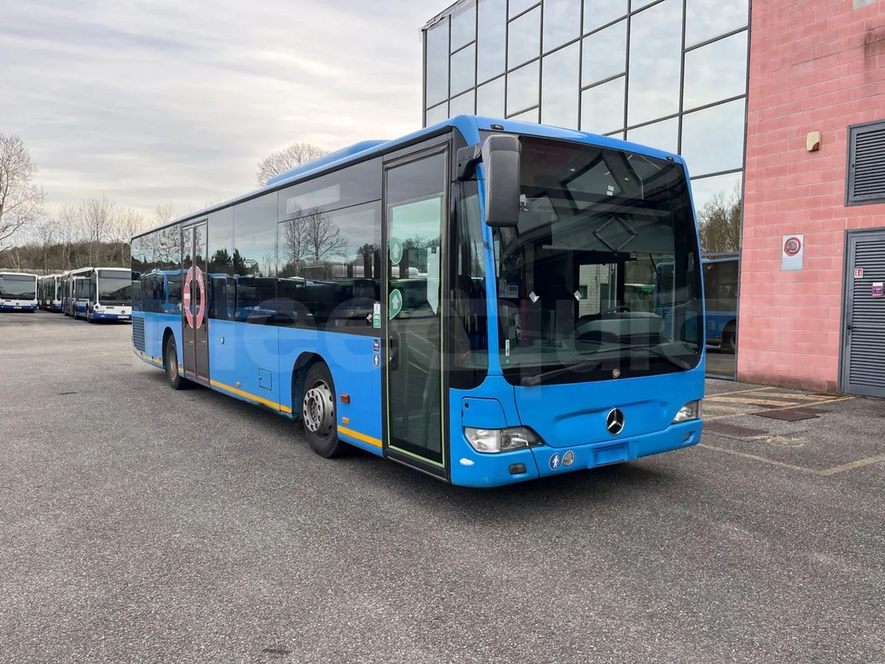 Mercedes-Benz Citaro O 530/2PCL2E4 - Euro 4 - 210 kW - 11,950 mt - 3/4 front right doors