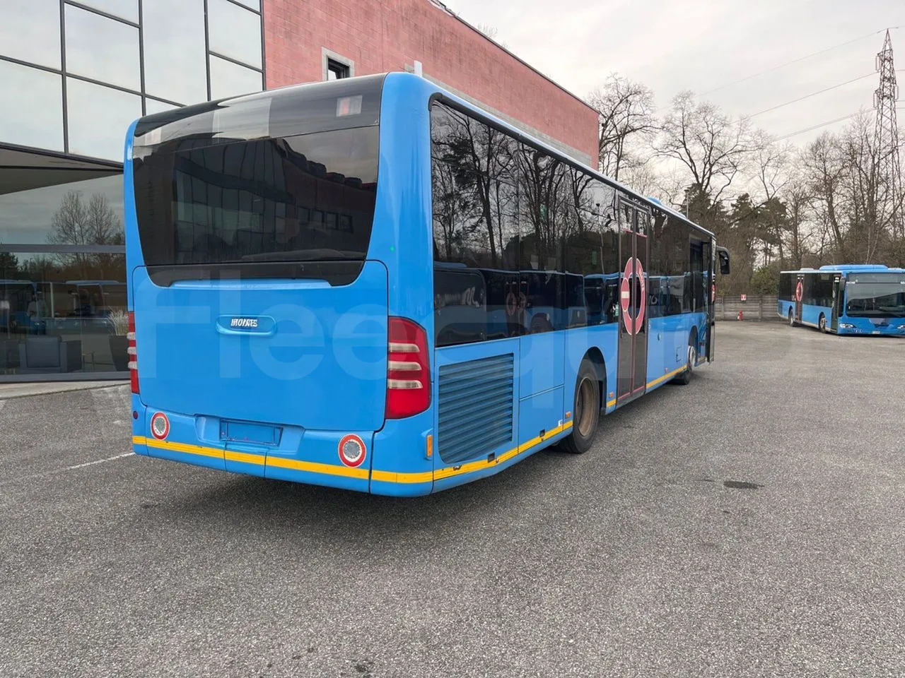Mercedes-Benz Citaro O 530/2PCL2E4 - Euro 4 - 210 kW - 11,950 mt - 3/4 right rear doors closed