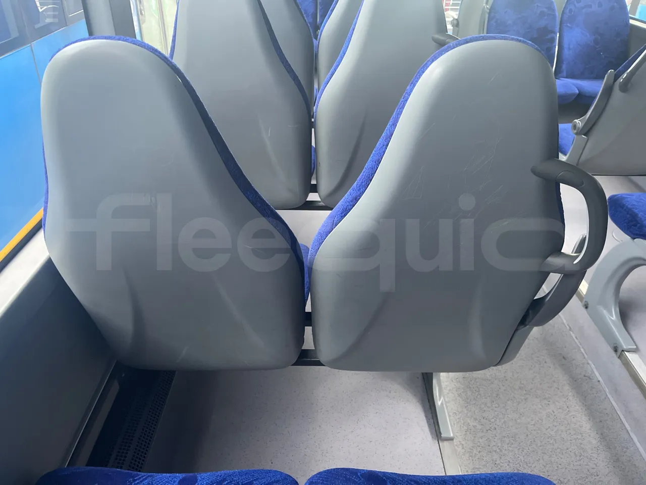 Mercedes-Benz Citaro O 530/2PCL2E4 - Euro 4 - 210 kW - 11,950 mt - mesh detail photo