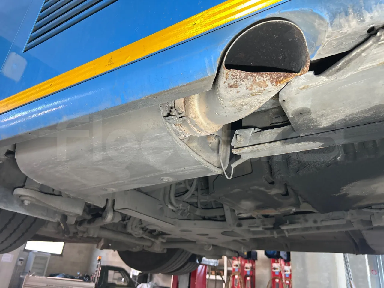 Mercedes-Benz Citaro O 530/2PCL2E4 - Euro 4 - 210 kW - 11,950 mt - exhaust photo