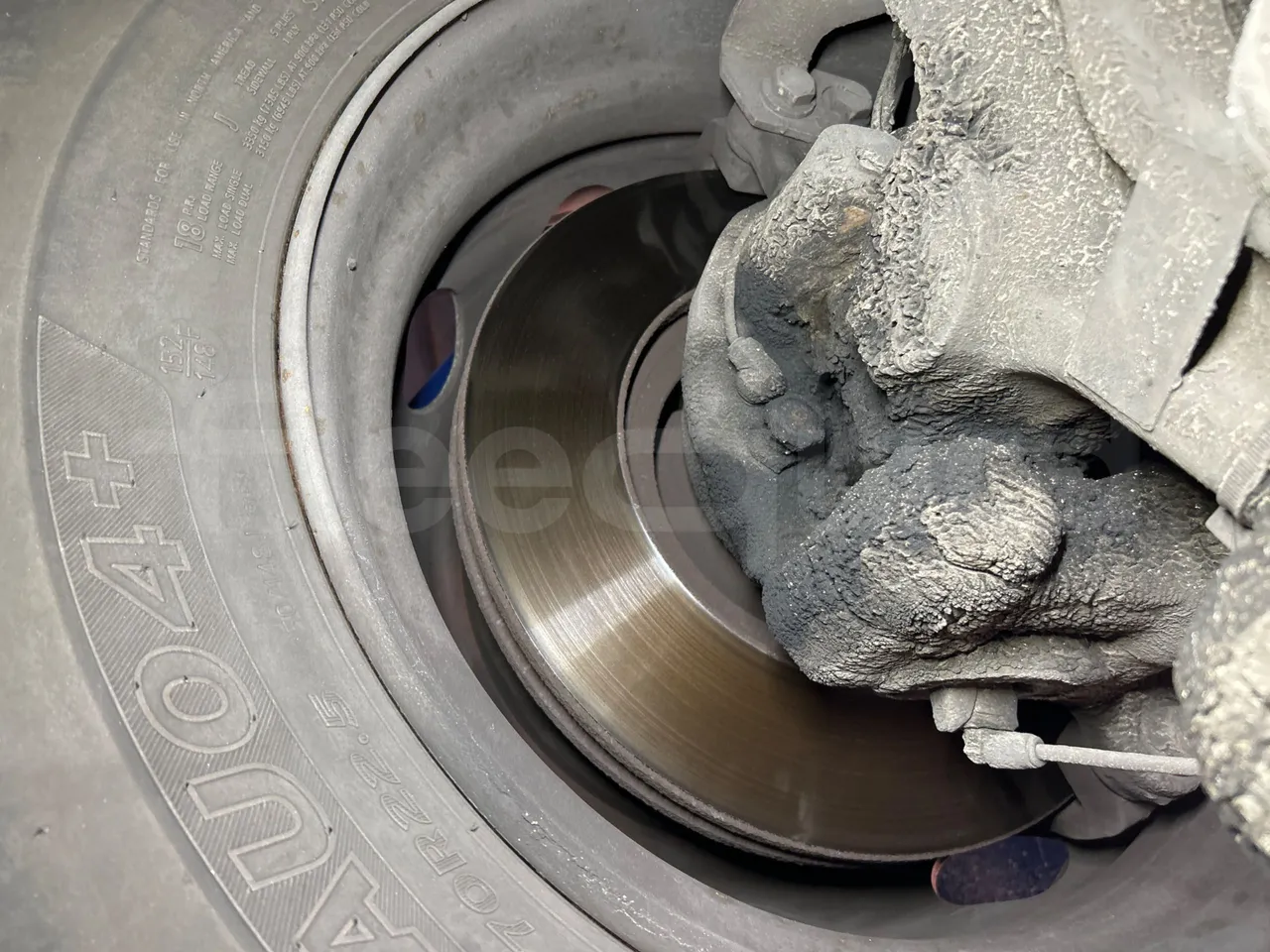 Mercedes-Benz Citaro O 530/2PCL2E4 - Euro 4 - 210 kW - 11,950 mt - front discs left