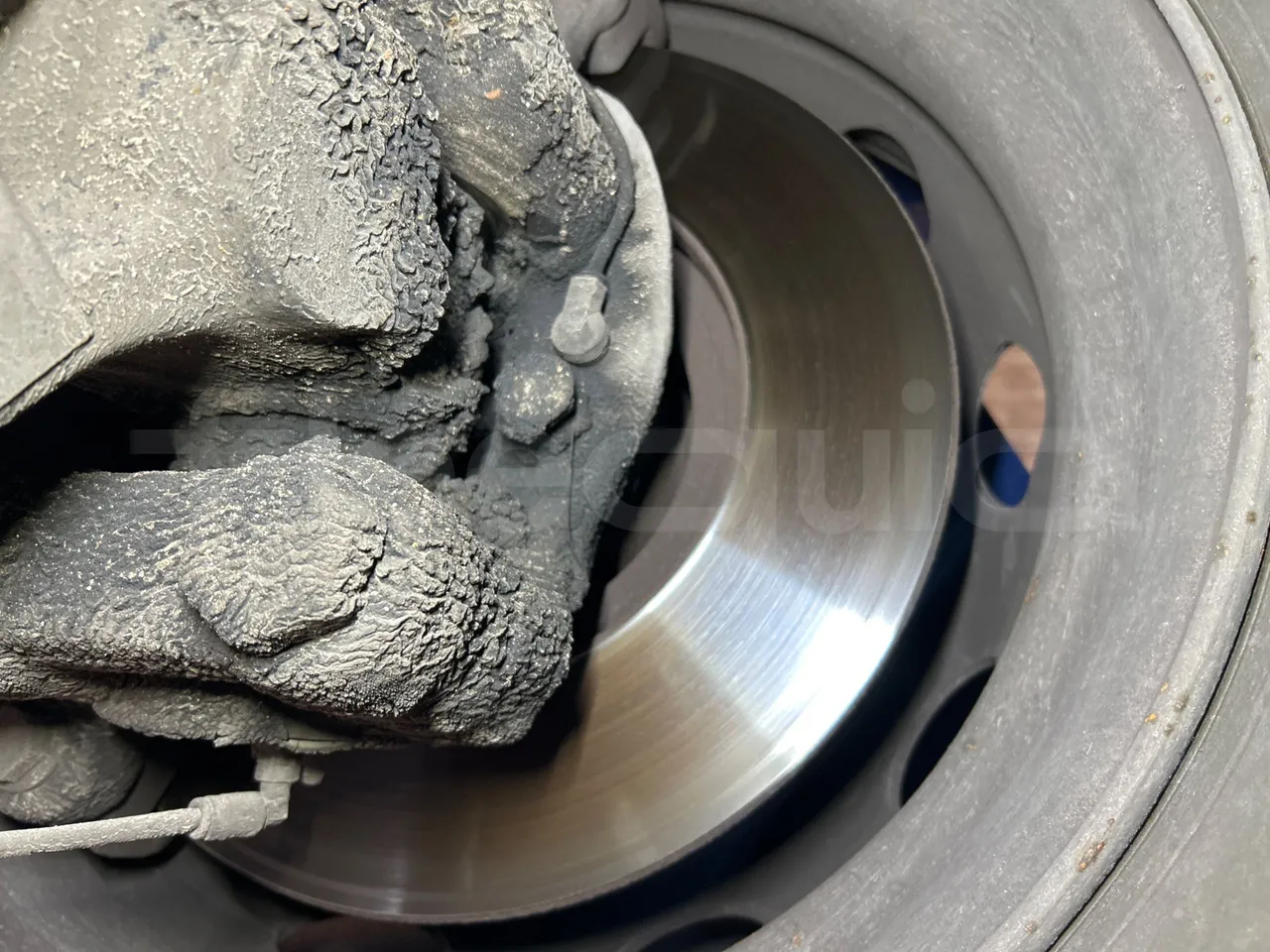 Mercedes-Benz Citaro O 530/2PCL2E4 - Euro 4 - 210 kW - 11,950 mt - front discs right