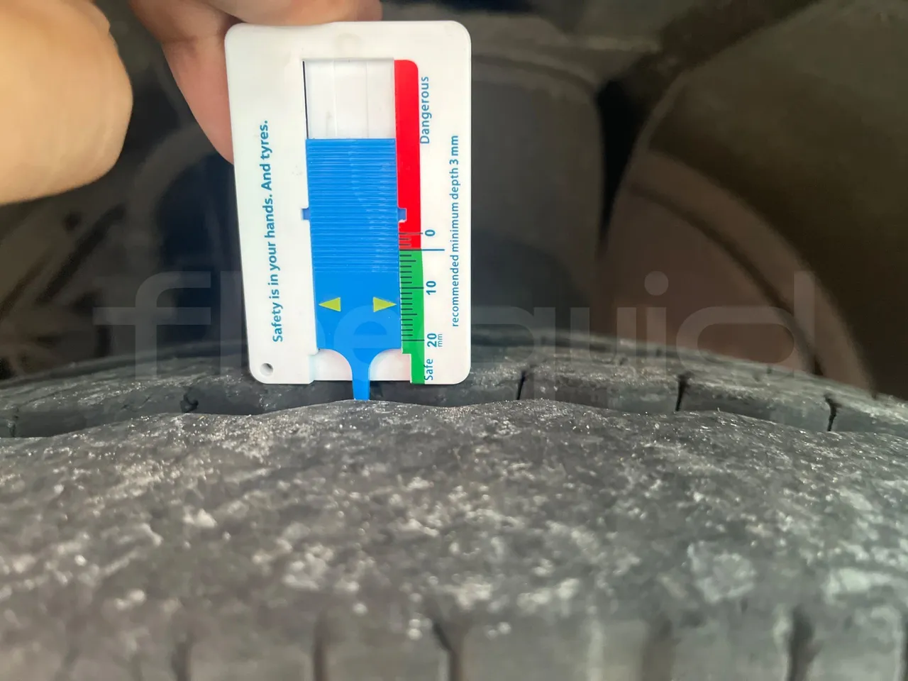 Mercedes-Benz Citaro O 530/2PCL2E4 - Euro 4 - 210 kW - 11,950 mt - tread condition second axle tires left