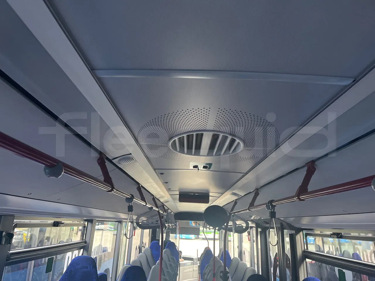 Mercedes-Benz Citaro O 530/2PCL2E4 - Euro 4 - 210 kW - 11,950 mt - overhead compartments photo