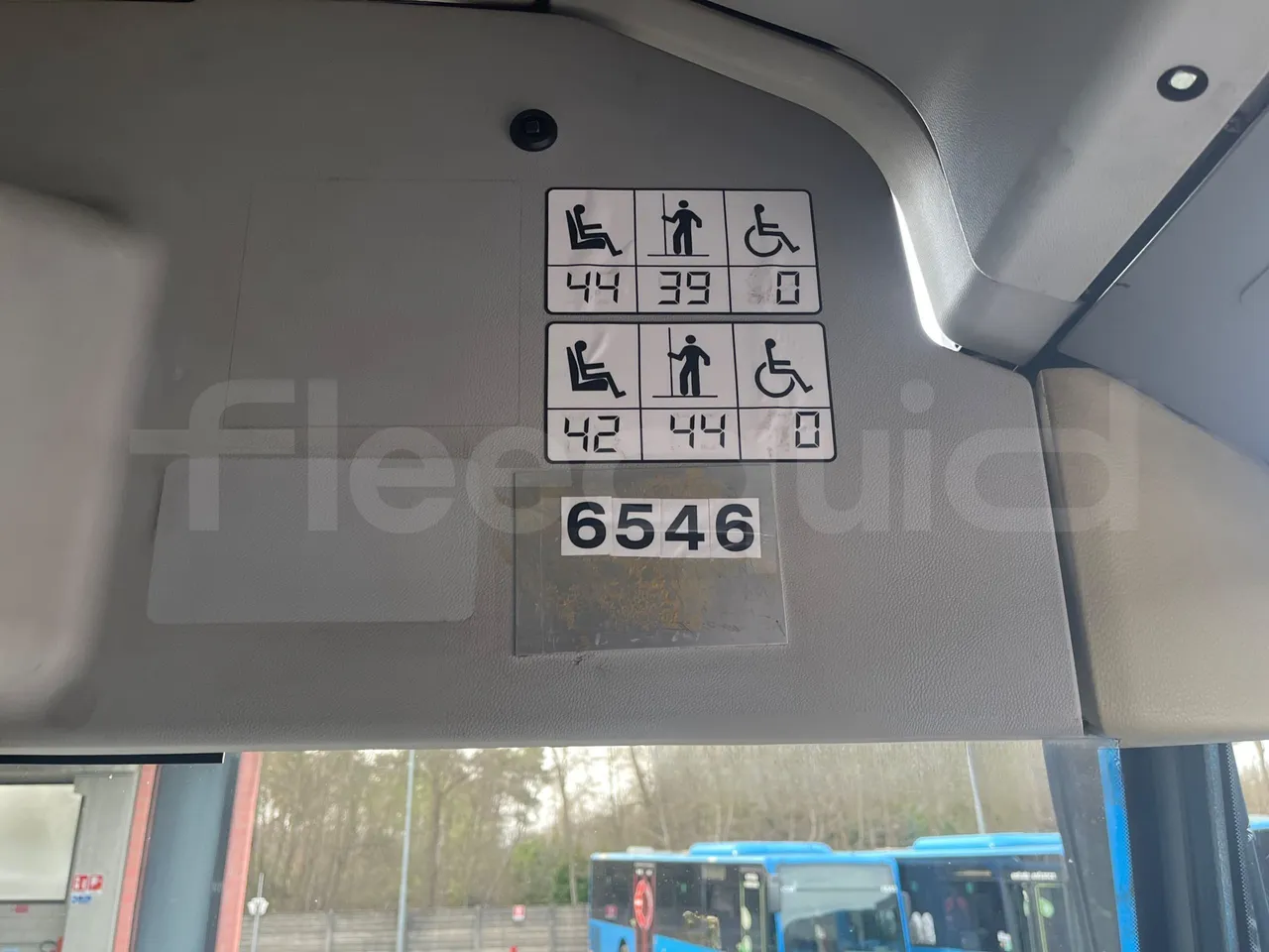 Mercedes-Benz Citaro O 530/2PCL2E4 - Euro 4 - 210 kW - 11,950 mt - seat plate photo