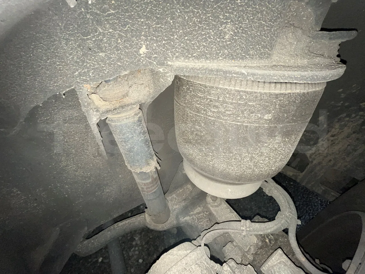 Man Lion's City A21 - EUR5 - 206kW - 11.980m - front shock absorbers right