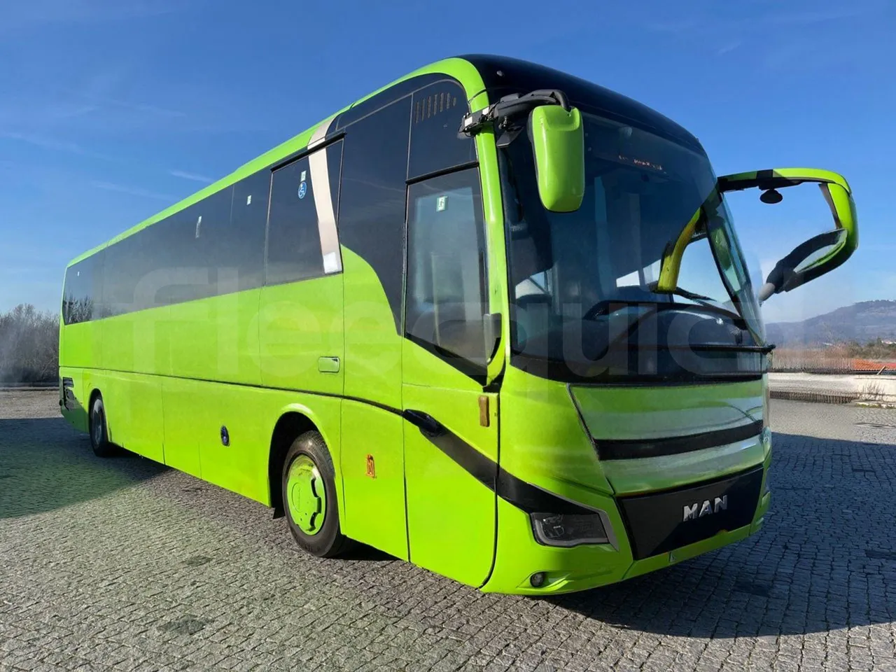 Man Lion's Coach C Joace - Base cover photo