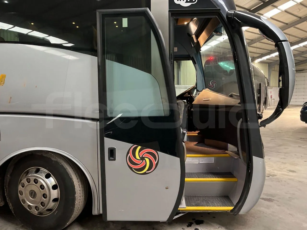 Man Ratio 18440 - Euro 4 - 324kW - 12.975 mt - front door 1 open