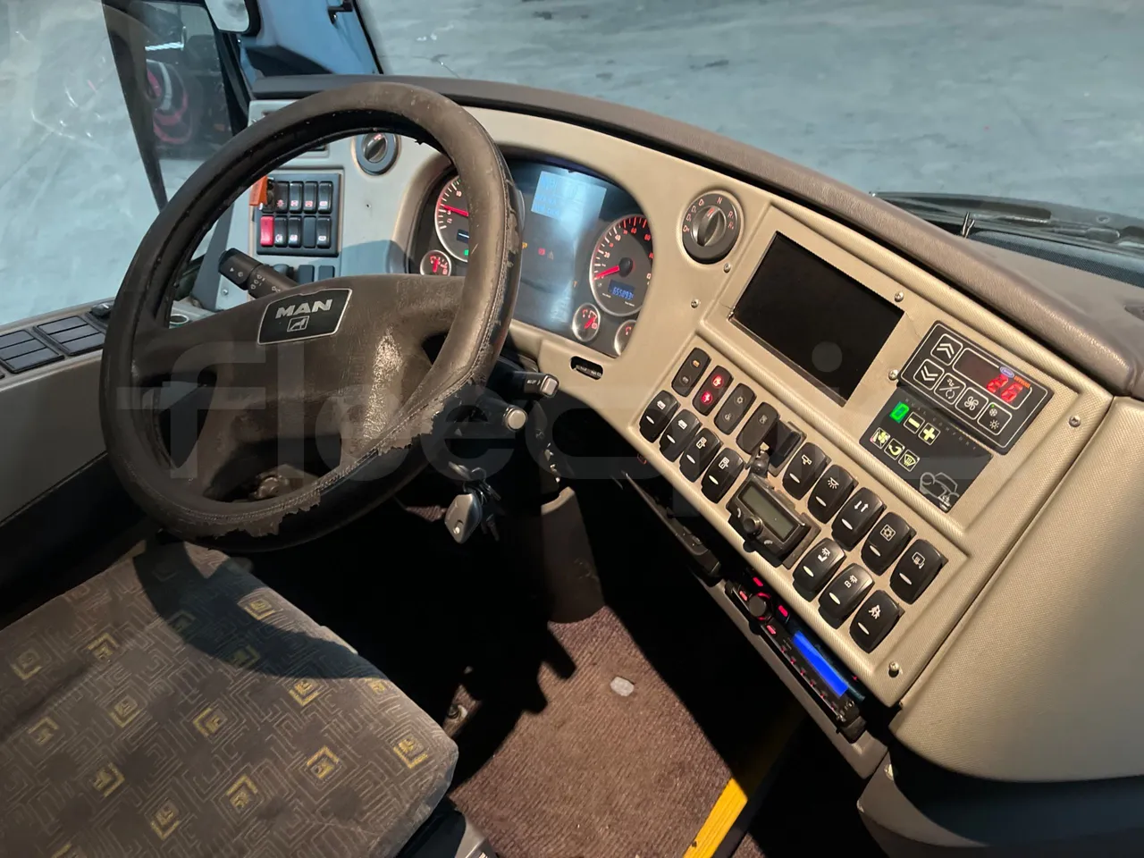 Man Ratio 18440 - Euro 4 - 324kW - 12.975 mt - buttons panels on