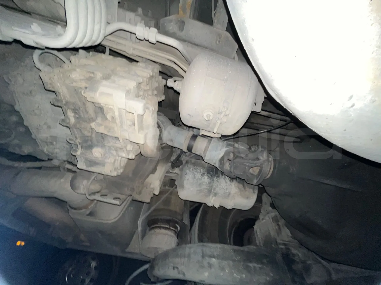 Man Ratio 18440 - Euro 4 - 324kW - 12.975 mt - driveshaft photo