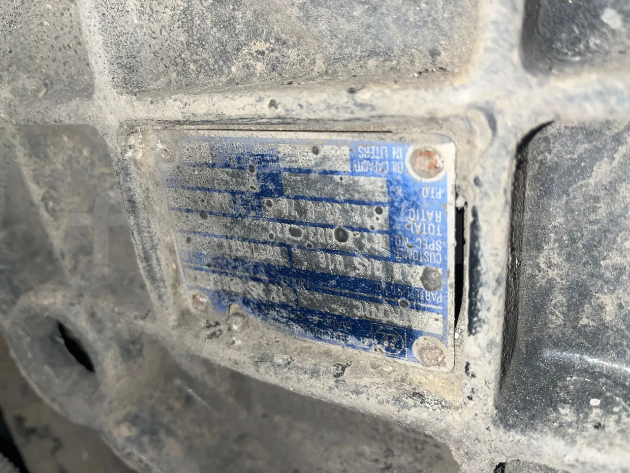 Man Ratio 18440 - Euro 4 - 324kW - 12.975 mt - gearbox plate photo