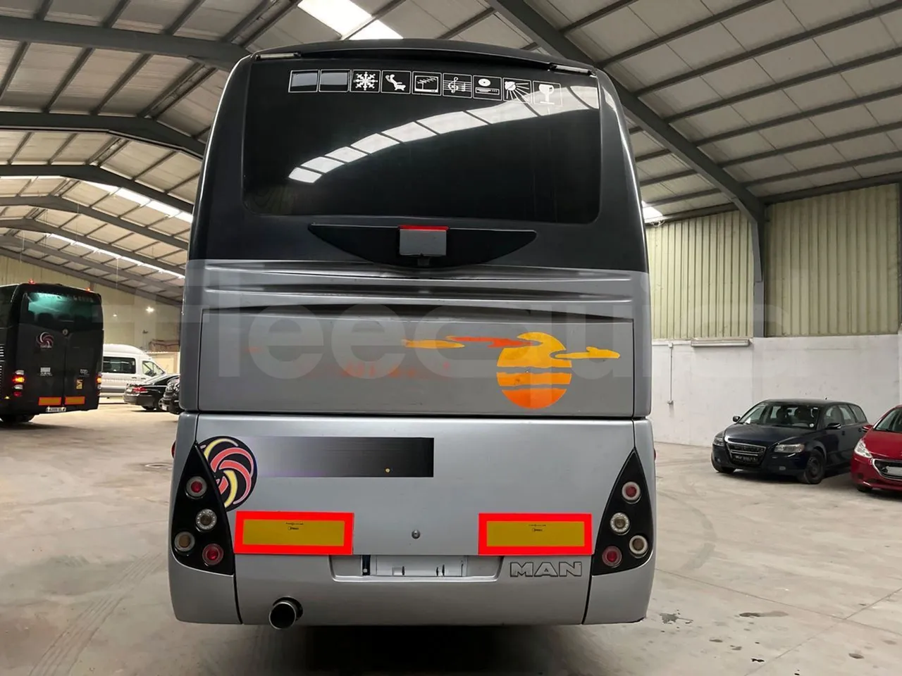 Man Ratio 18440 - Euro 4 - 324kW - 12.975 mt - rear hatch closed