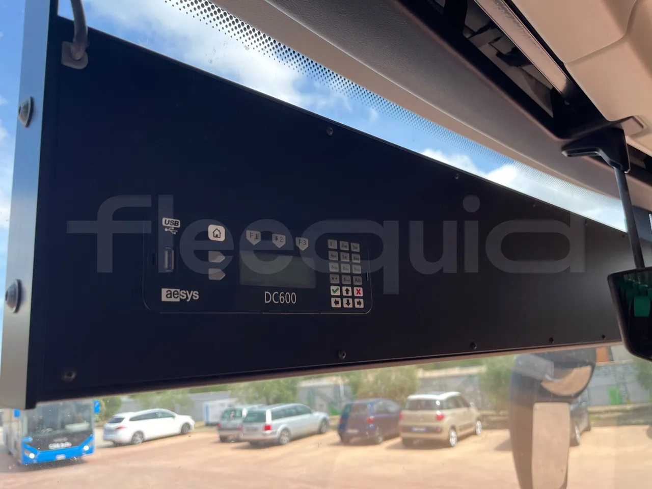 Mercedes-Benz Tourismo MB E 16/2 RHD - Euro 6 -  315 kW -  13.115 mt - command unit indicators