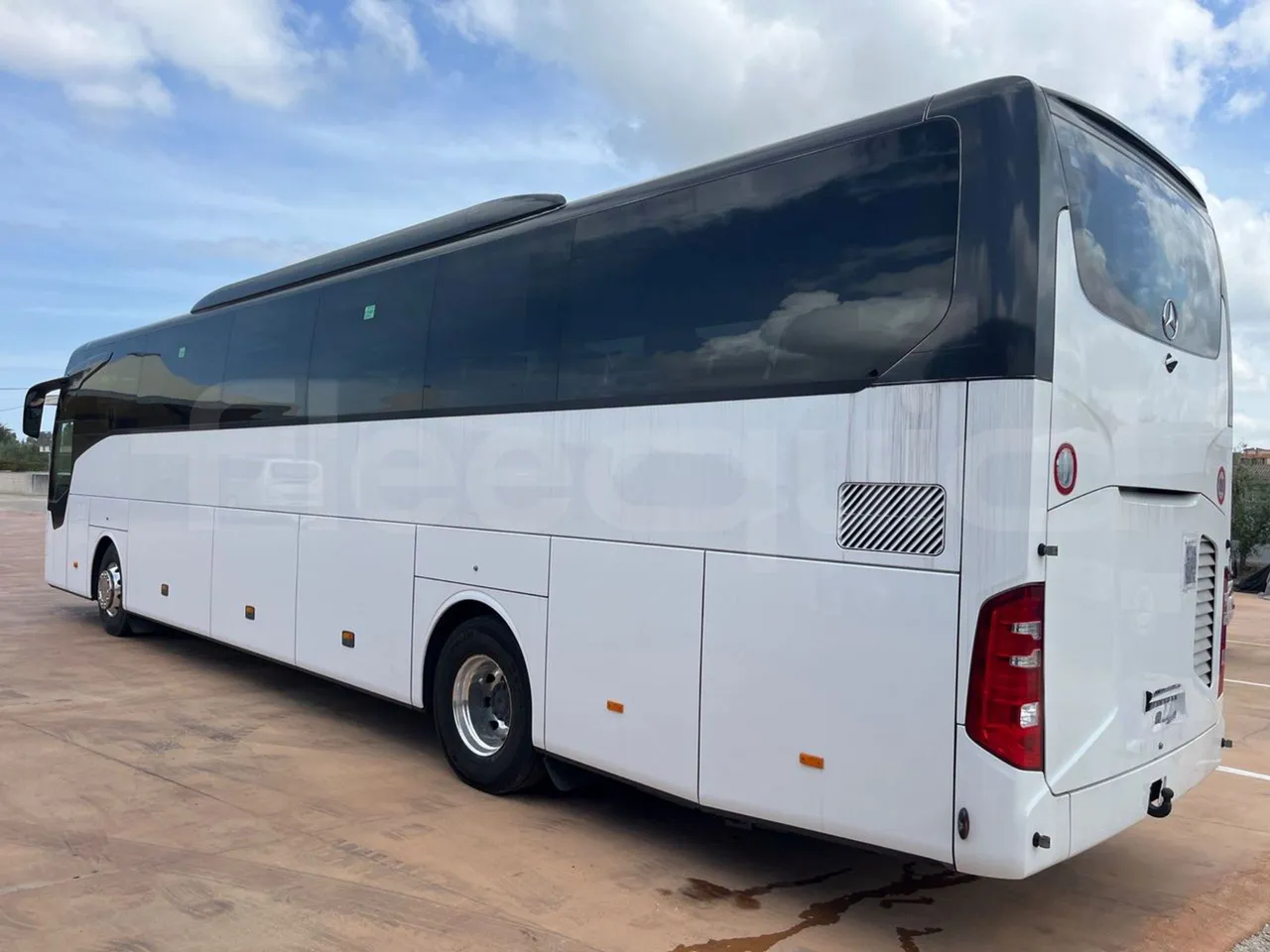 Mercedes-Benz Tourismo MB E 16/2 RHD - Euro 6 -  315 kW -  13.115 mt - 3/4 left rear side