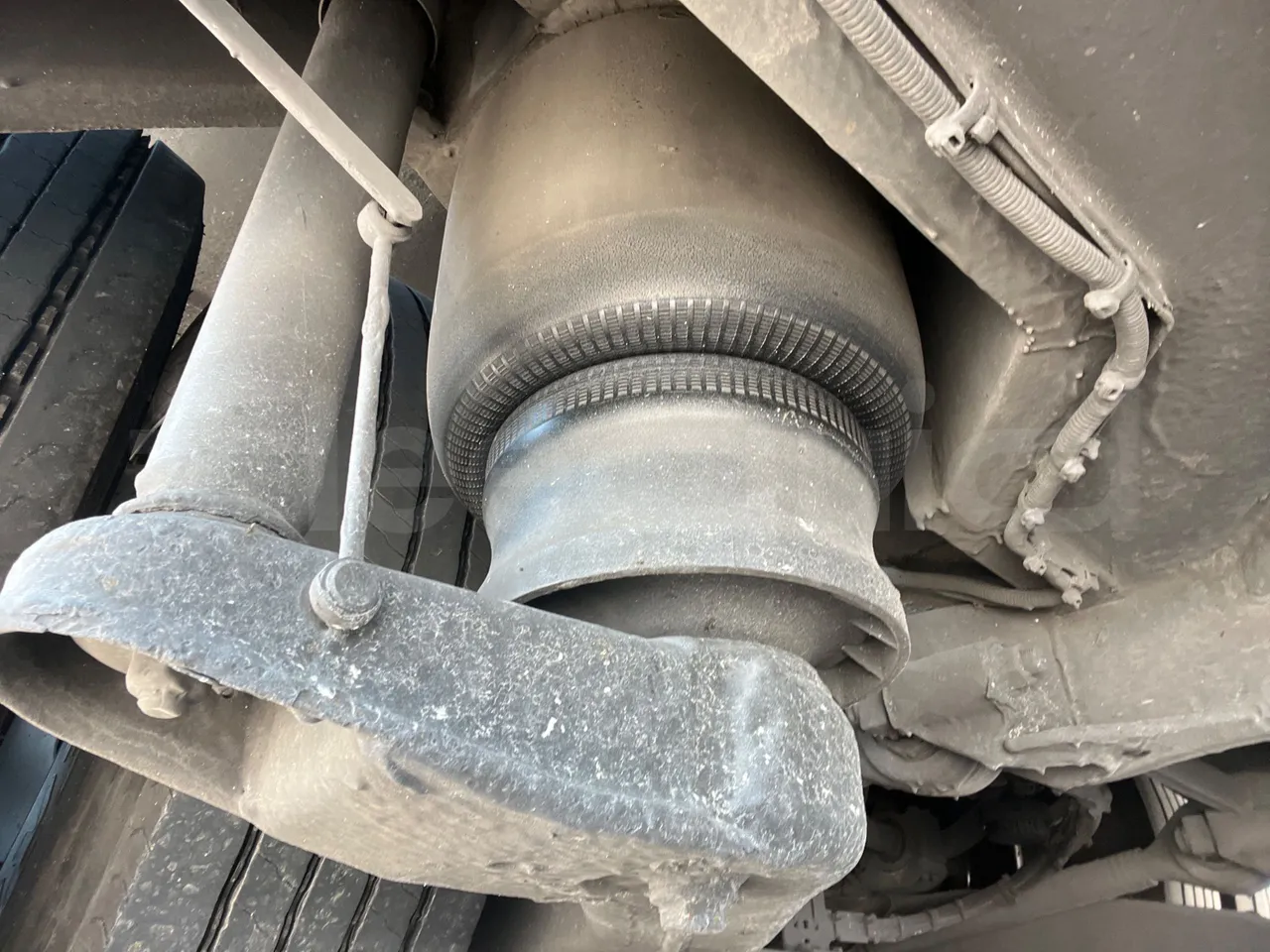 Mercedes-Benz Tourismo MB E 16/2 RHD - Euro 6 -  315 kW -  13.115 mt - axel 2 air springs 1 left