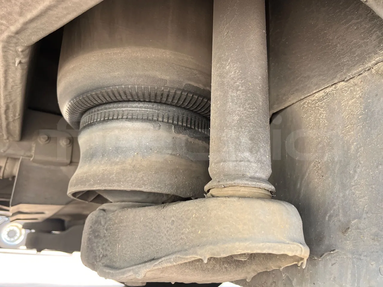 Mercedes-Benz Tourismo MB E 16/2 RHD - Euro 6 -  315 kW -  13.115 mt - axel 2 air springs 2 left