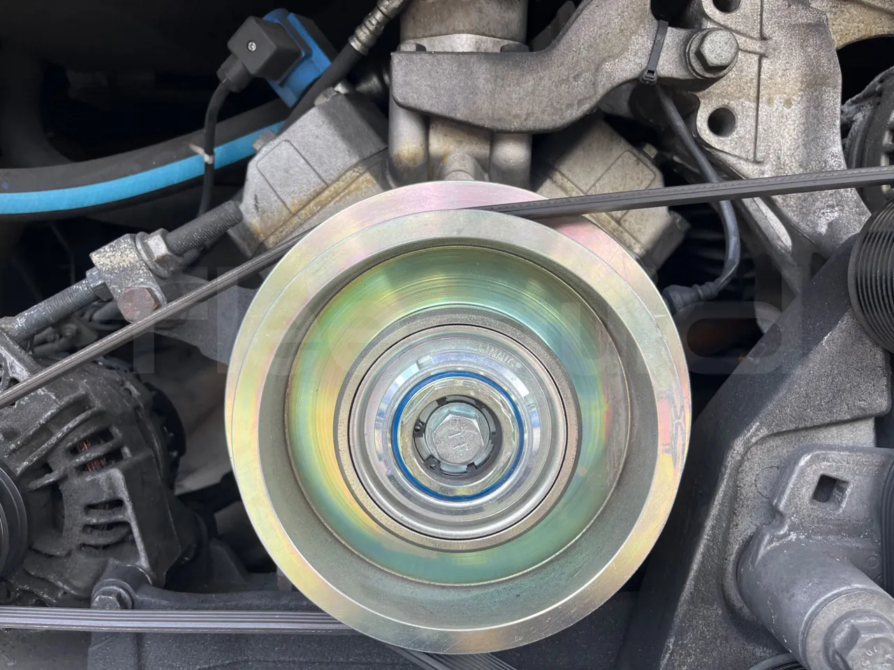 Mercedes-Benz Tourismo MB E 16/2 RHD - Euro 6 -  315 kW -  13.115 mt - air conditioning compressor