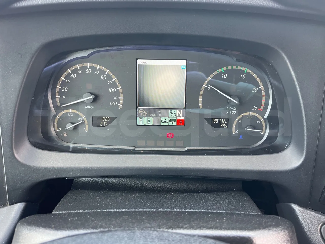 Mercedes-Benz Tourismo MB E 16/2 RHD - Euro 6 -  315 kW -  13.115 mt - dashboard lights on