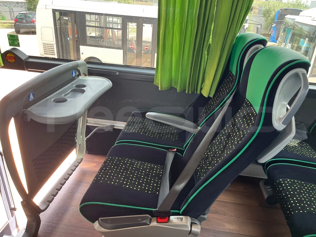 Mercedes-Benz Tourismo MB E 16/2 RHD - Euro 6 -  315 kW -  13.115 mt - disabled area photo