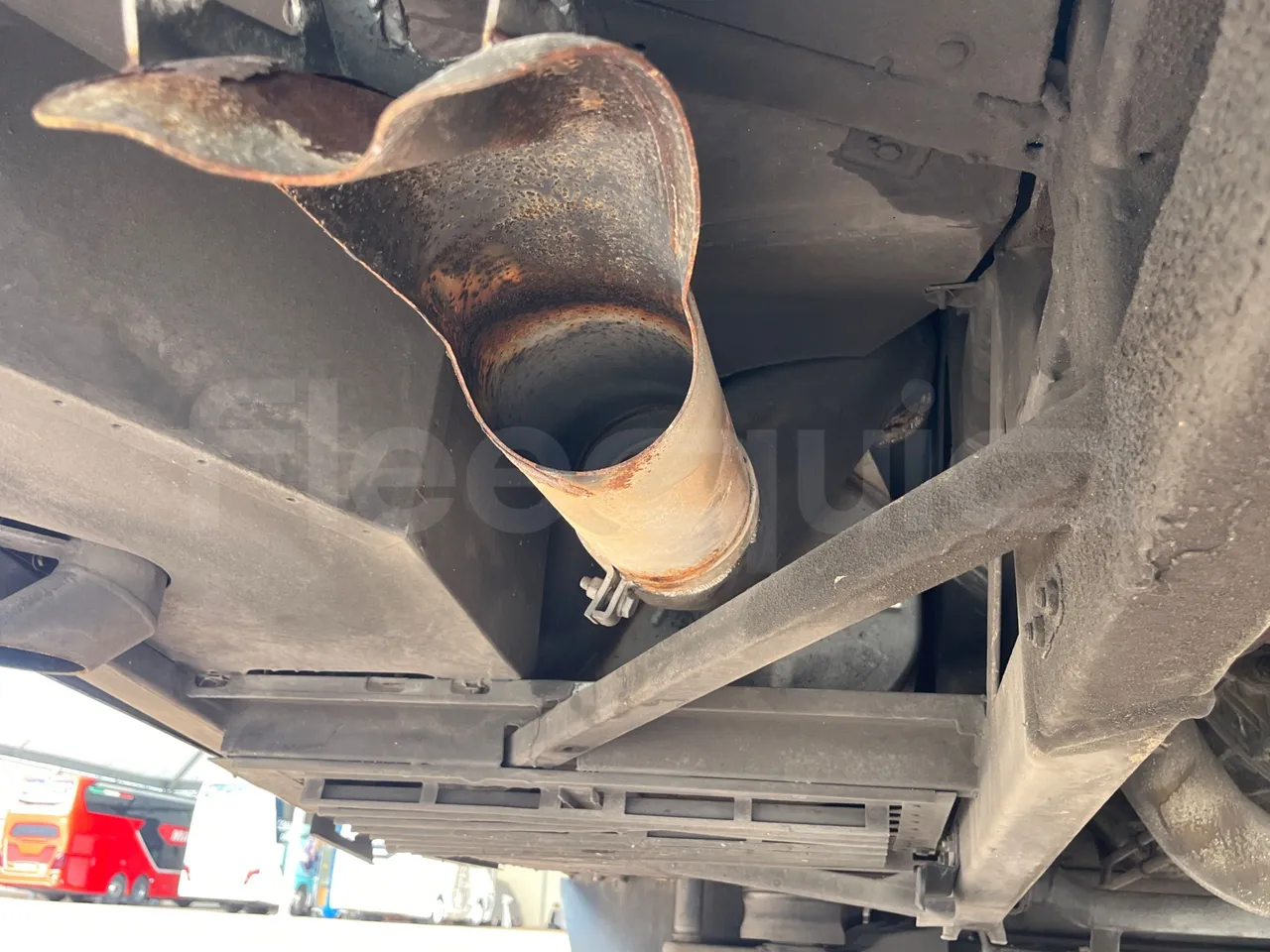 Mercedes-Benz Tourismo MB E 16/2 RHD - Euro 6 -  315 kW -  13.115 mt - exhaust photo