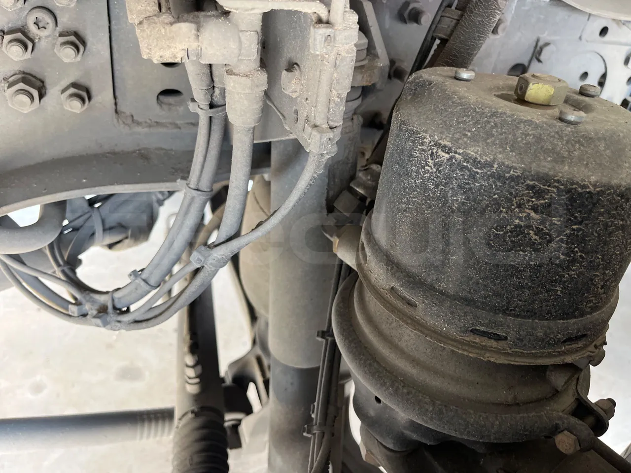 Scania 13BEX2E K440EB6X - EUR5 - 324kW - 14.980m - axel 3 caliper brakes right