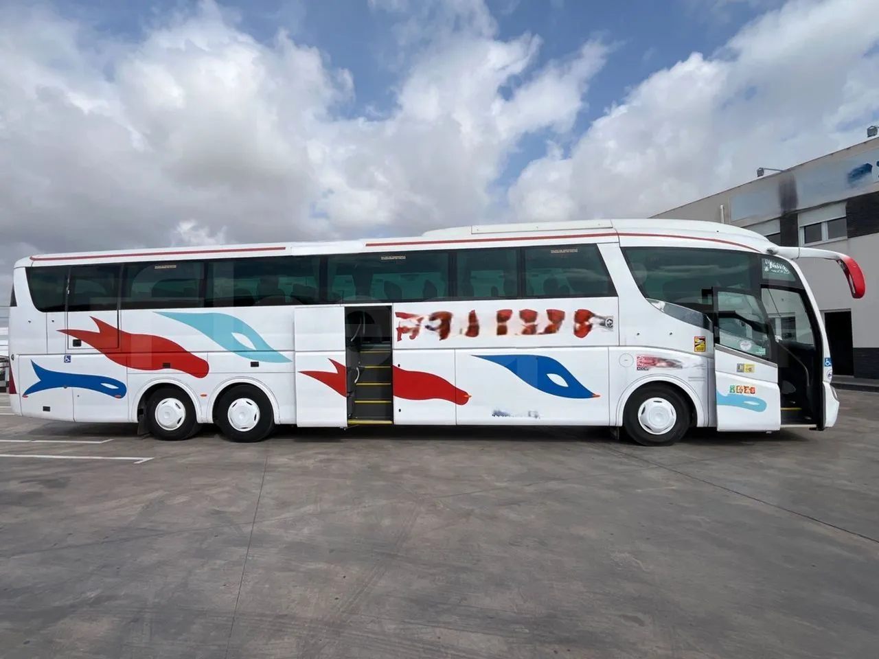 Scania 13BEX2E K440EB6X - EUR5 - 324kW - 14.980m - right side doors open