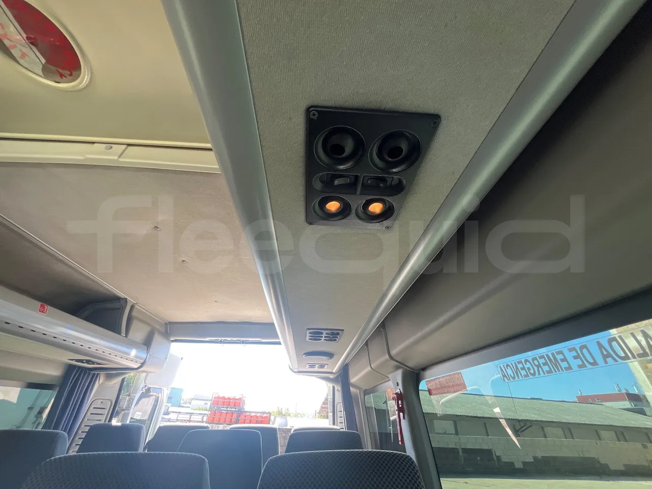 Peugeot 17P 440 BOXER L4H2 -EURO4 - 6.4 m -115,5kW - monitor detail photo