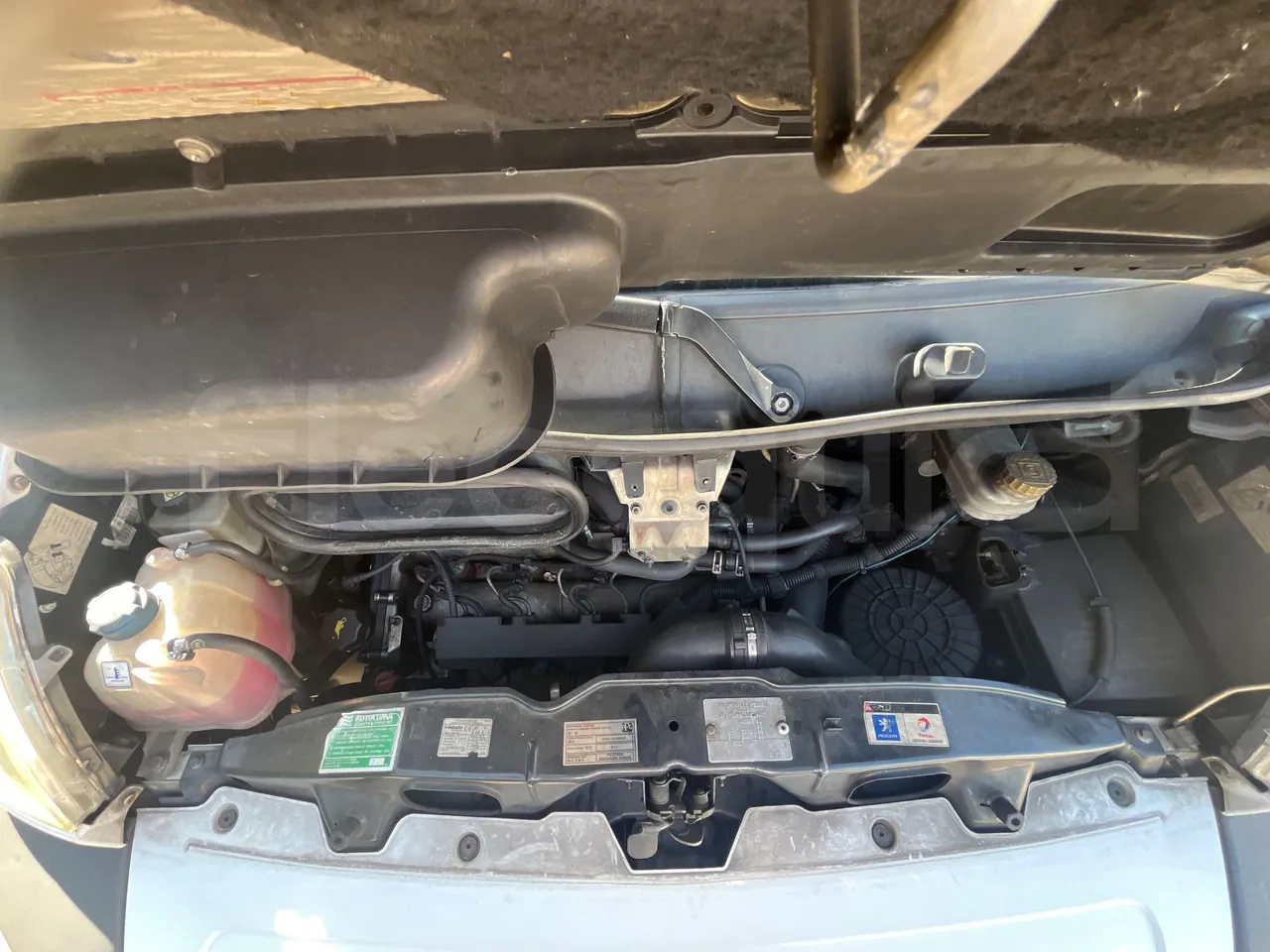 Peugeot 17P 440 BOXER L4H2 -EURO4 - 6.4 m -115,5kW - rear hatch open