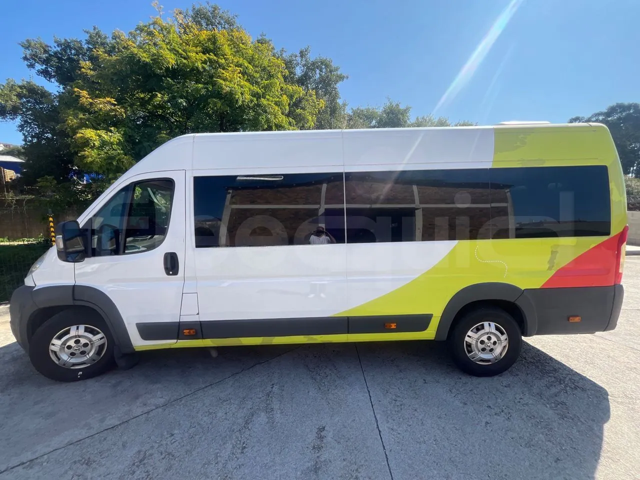 Peugeot 17P 440 BOXER L4H2 -EURO4 - 6.4 m -115,5kW - left side photo