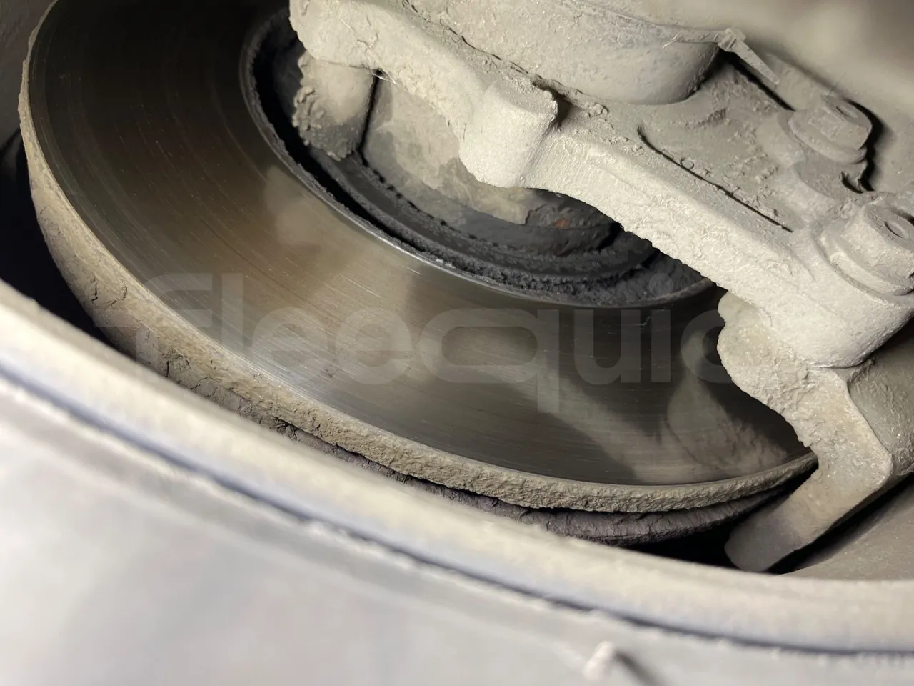 Setra S319 - axle 2 discs right