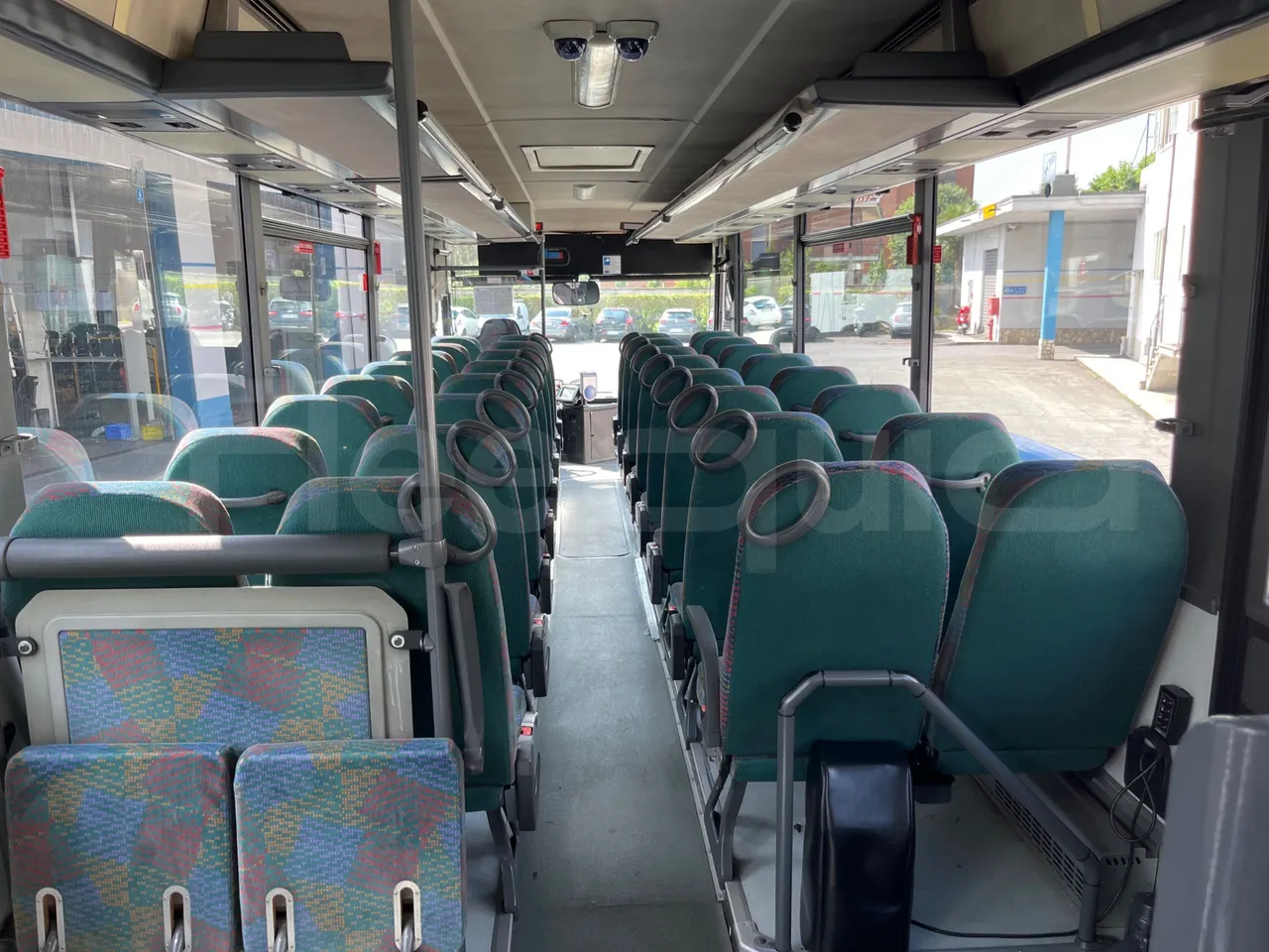 Setra S319 - forward view middle aisle