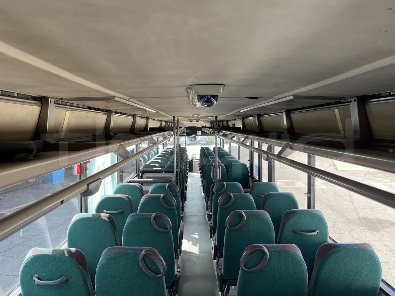 Setra S319 - overhead compartments photo