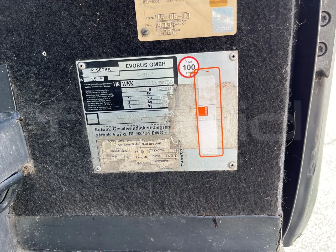 Setra S319 - gearbox plate photo