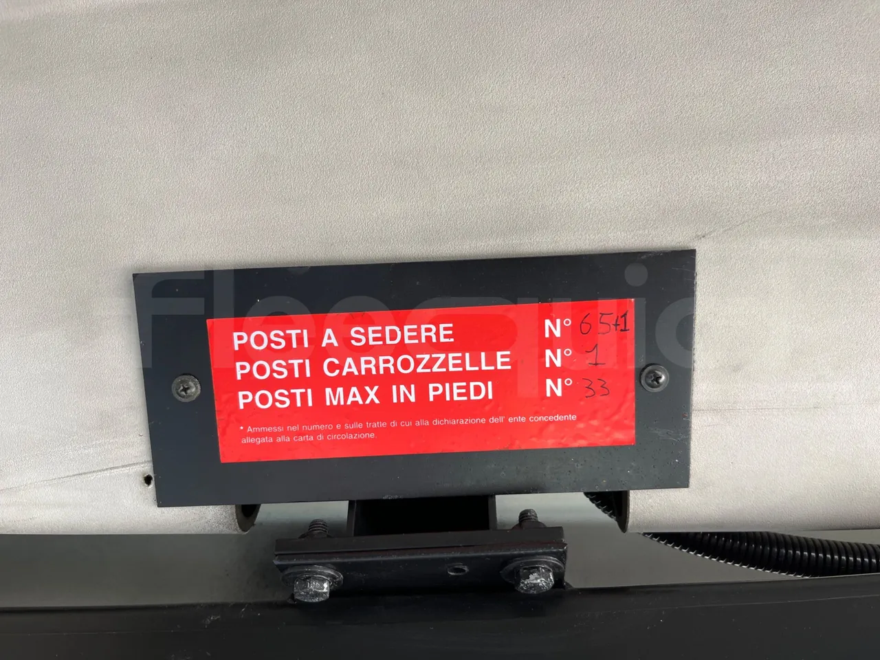 Setra S319 - seat plate photo