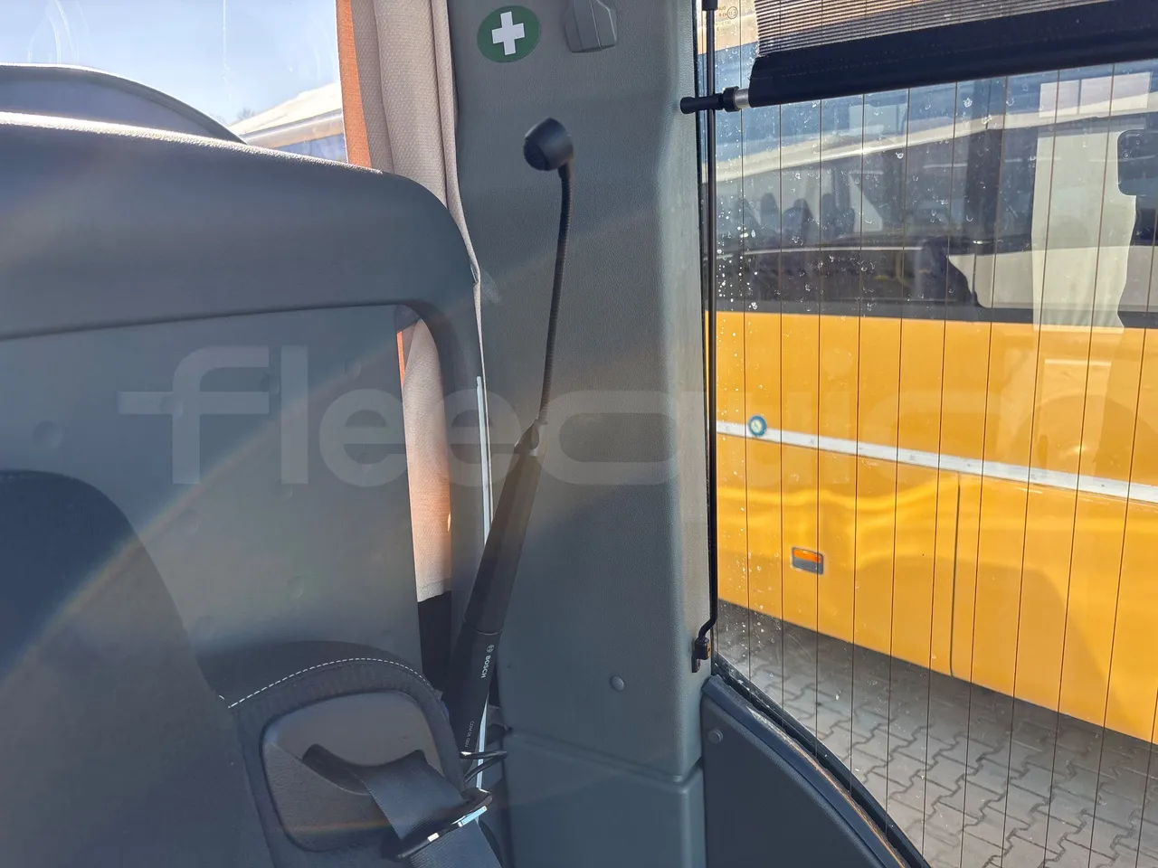 Mercedes-Benz Tourismo 632 02 -EURO5 - 315kw - 12.96 m - driver microphone accessories photo