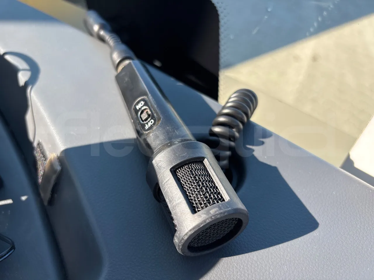 Mercedes-Benz Tourismo 632 02 -EURO5 - 315kw - 12.96 m - hostes microphone accessories photo