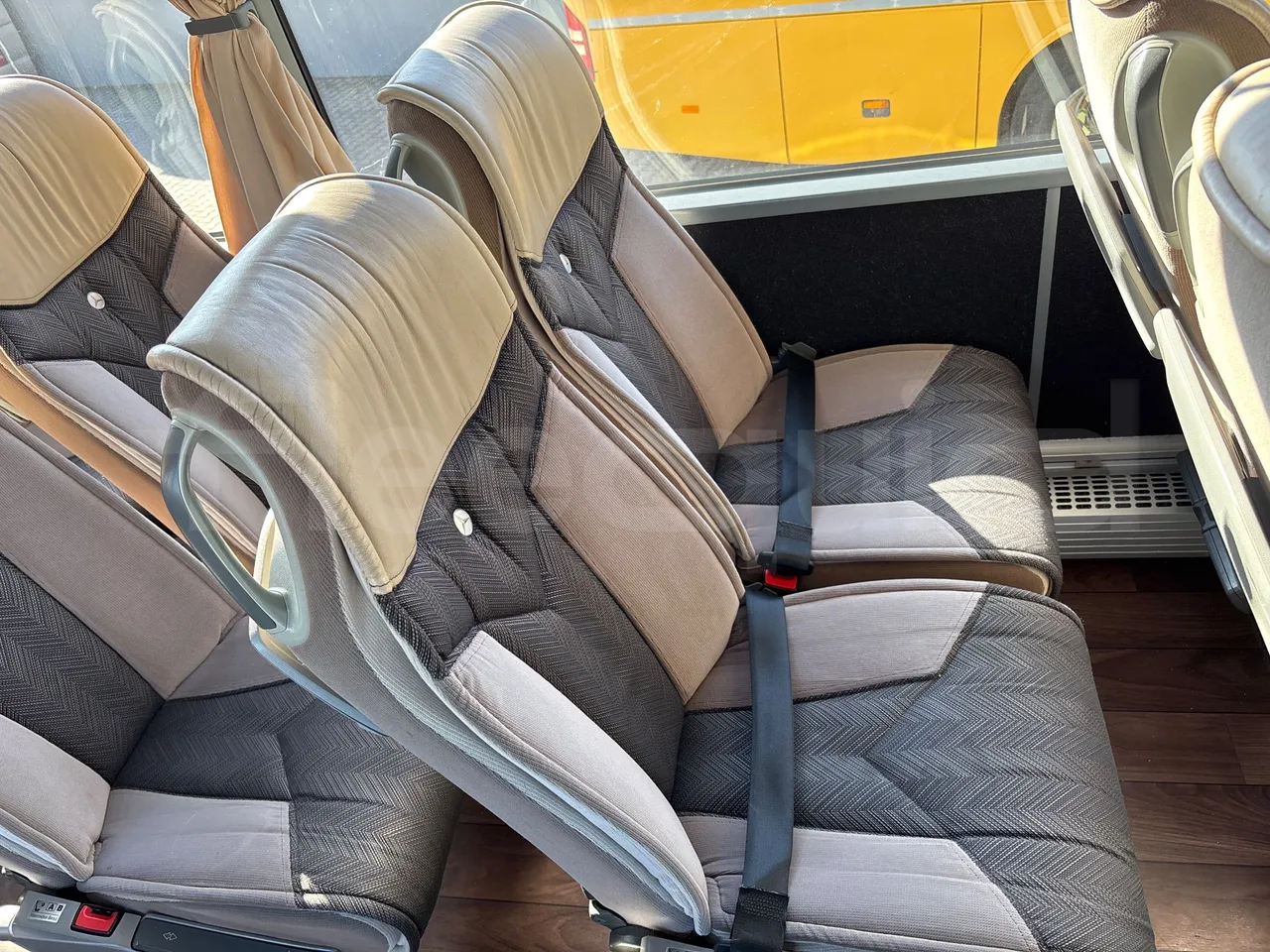 Mercedes-Benz Tourismo 632 02 -EURO5 - 315kw - 12.96 m - central seat safety belt