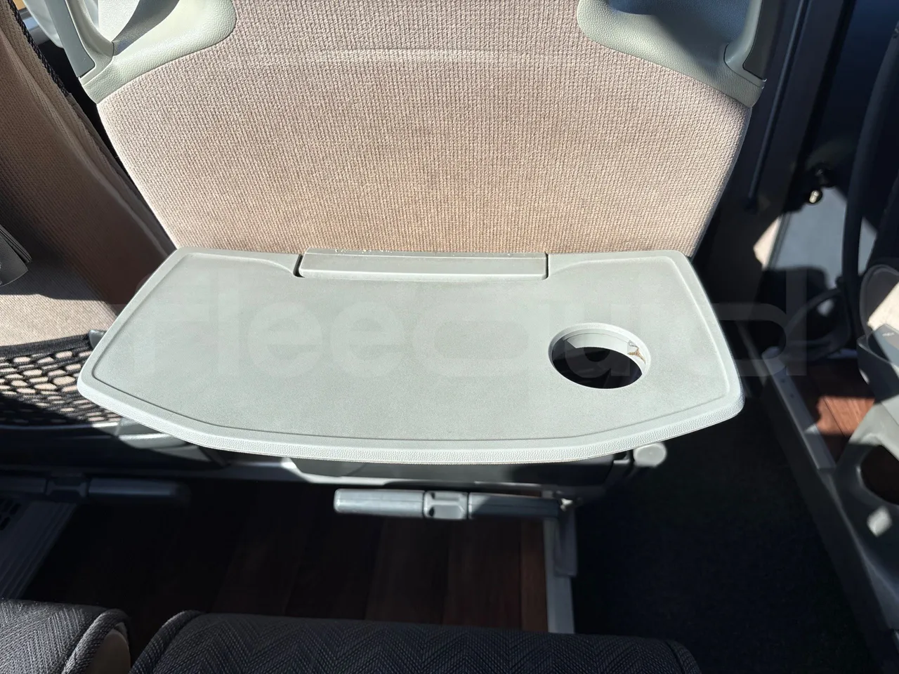 Mercedes-Benz Tourismo 632 02 -EURO5 - 315kw - 12.96 m - table detail photo