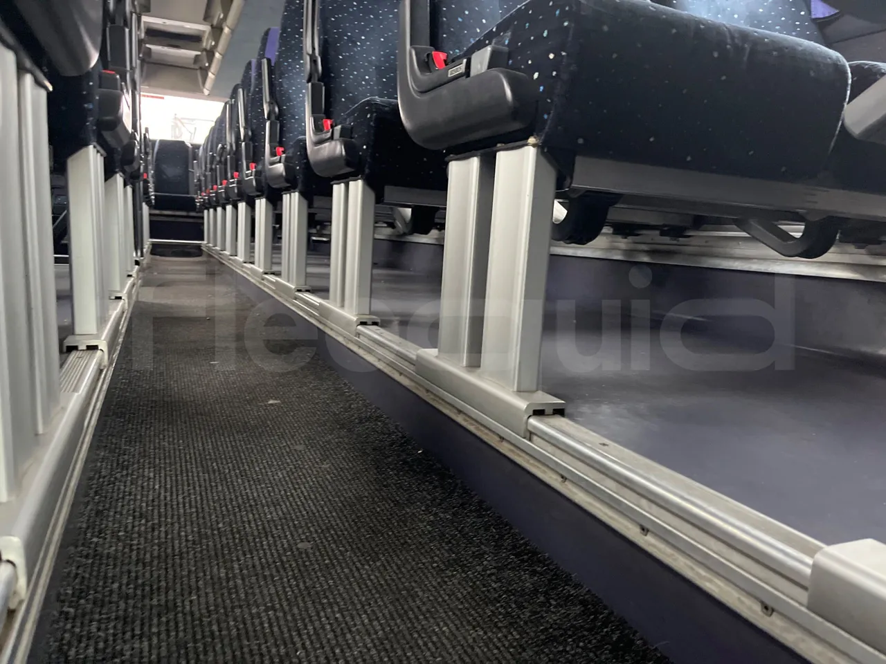 Iveco Irisbus France SFR115-362 - Euro3 - 266kW - 11.995mt - seat brackets photo